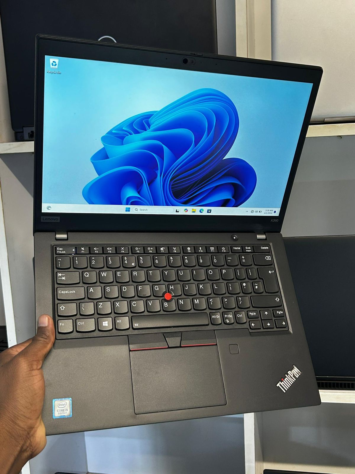 Lenovo Thinkpad x390